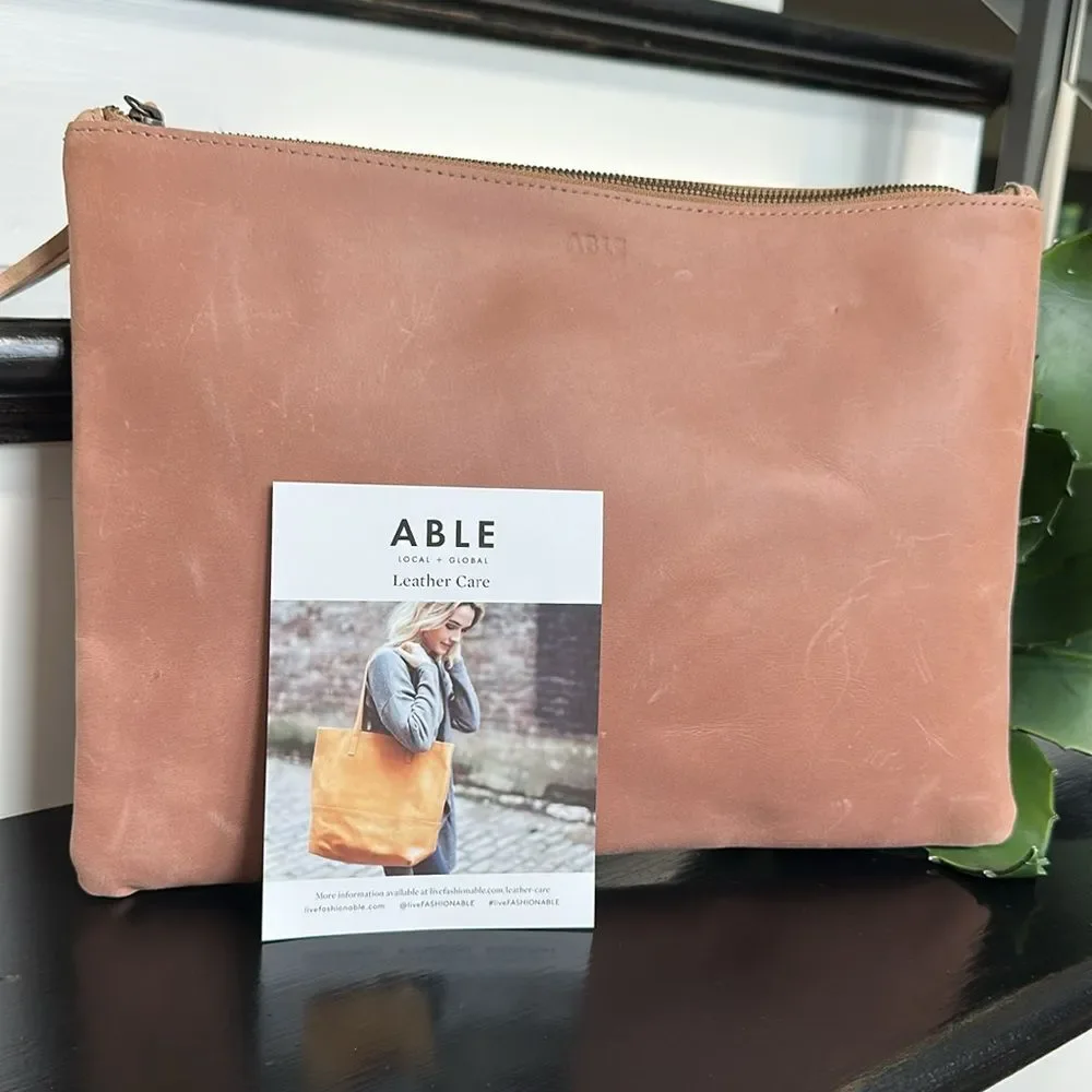 Able Dusty Pink Leather Pouch - Picture 2 of 15